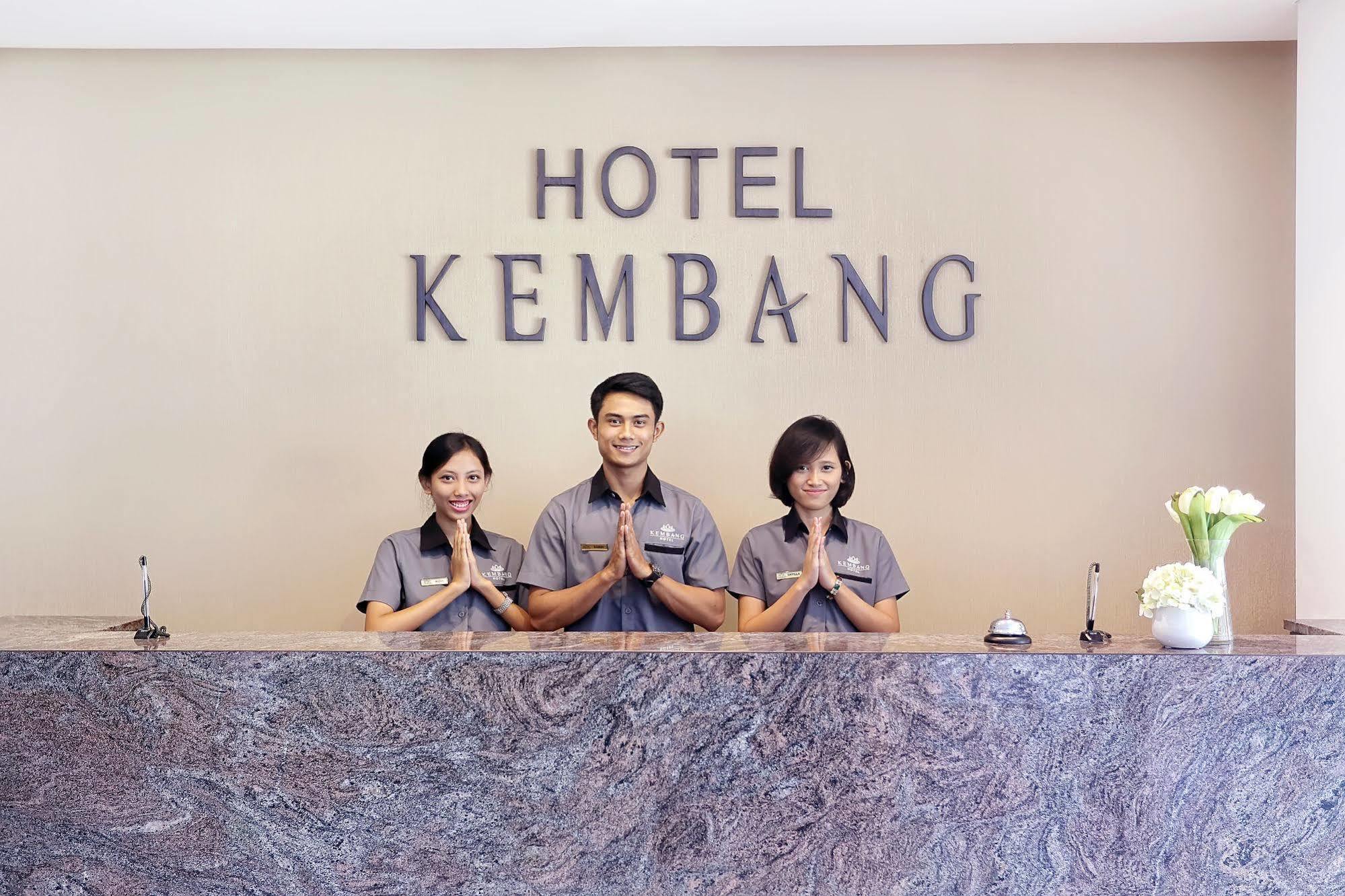 Kembang Hotel Cihampelas Bandung Exterior foto